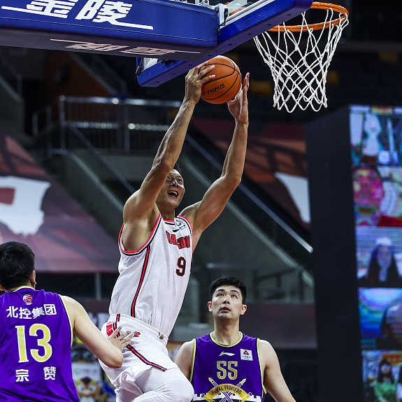 Cba Highlights On July 1 Another Record Night For Yi Jianlian Cgtn