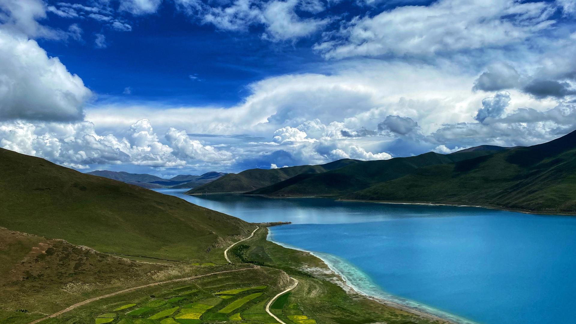 Yamdrok Lake One of the three sacred lakes in Tibet CGTN