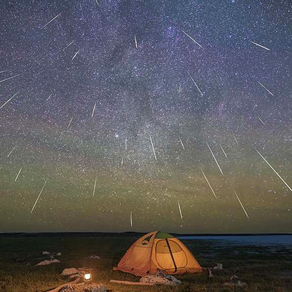 Live: Perseid meteor shower creates dazzling night sky - CGTN