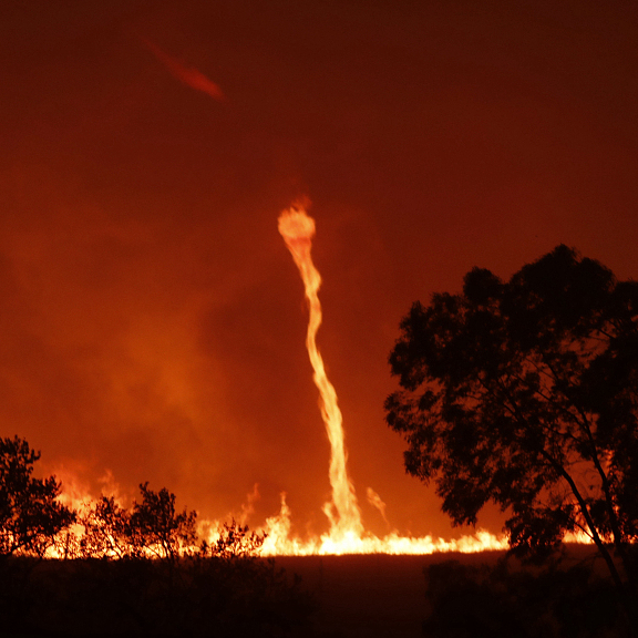 All 93 Images Pictures Of A Fire Tornado Updated