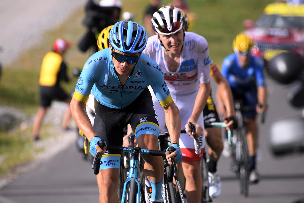 Roglic in total command, defending champion Bernal withdraws from Tour ...