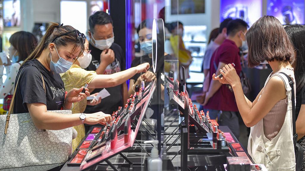 Cover Story: Why China Is Expanding Access to Duty-Free Shopping