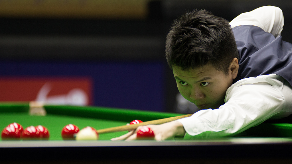 Snooker: China's Zhou Yuelong into last 8, Ding Junhui out 