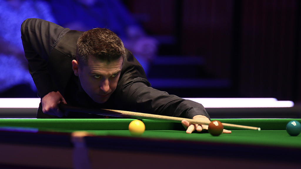 Snooker English Open: China's Zhou beaten by defending champ Selby