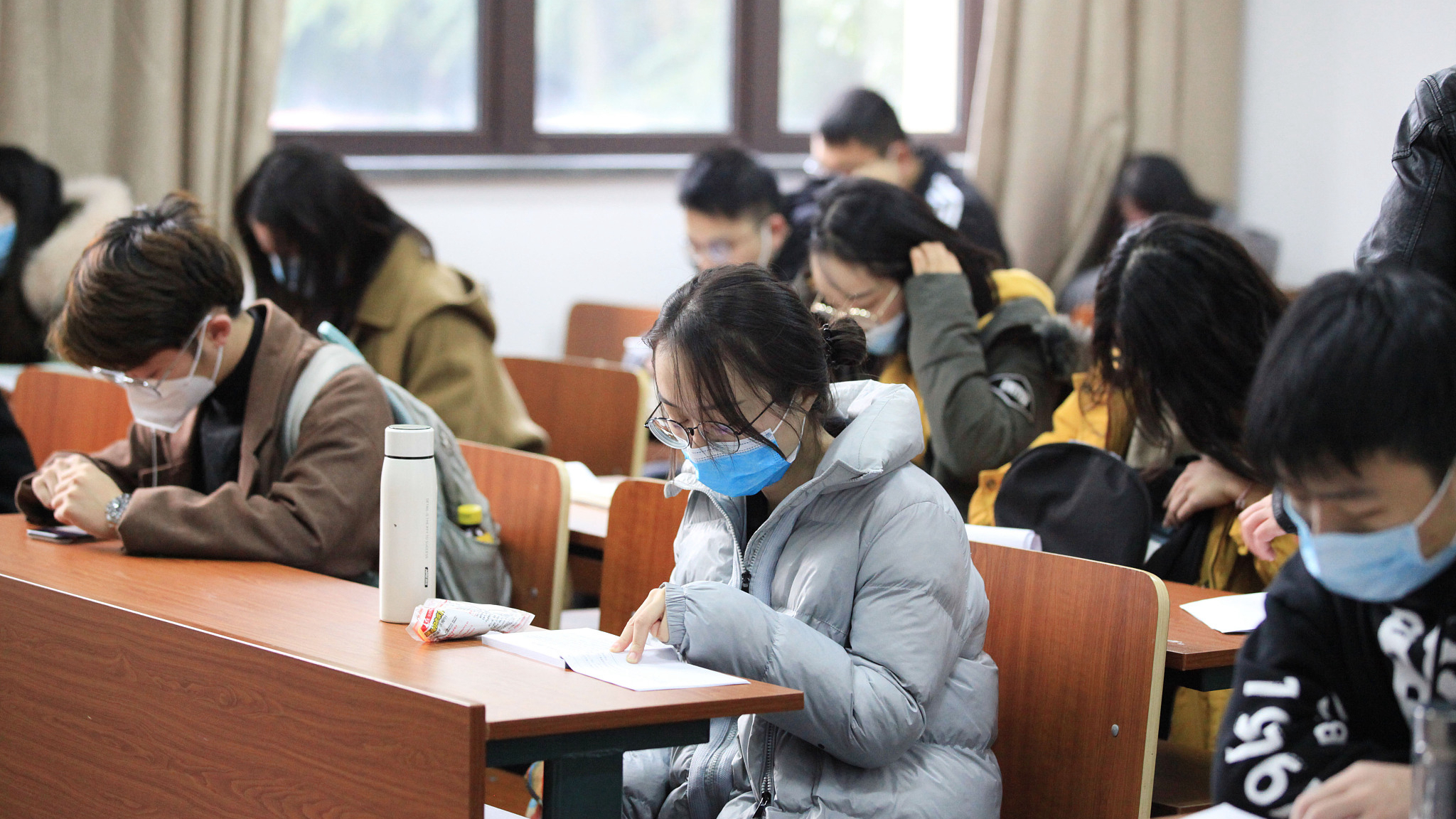 Over 1 5 Million Candidates Take China s National Civil Service Exam CGTN