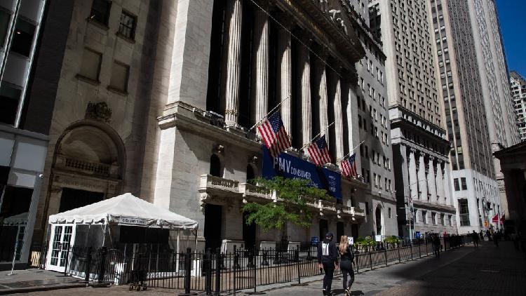 Why did the NYSE decide to stop delisting Chinese telecom giants? - CGTN