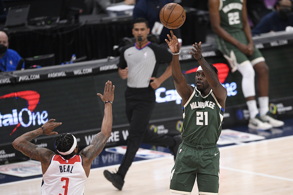 Bucks, Jrue Holiday Agree to Four-Year Extension Worth Up to $160 Million