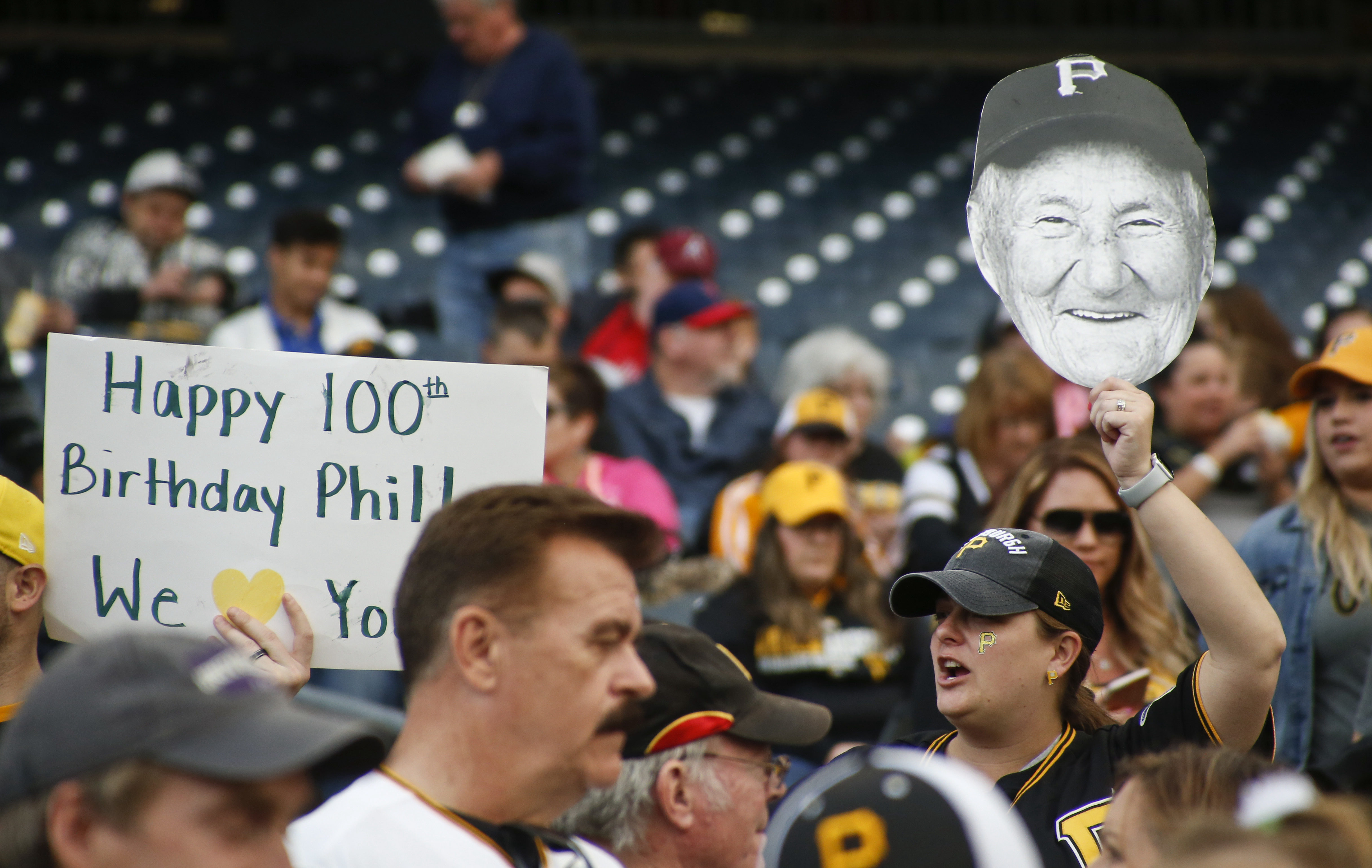 Famed Pirates usher Phil Coyne passes away at 102 - Bucs Dugout