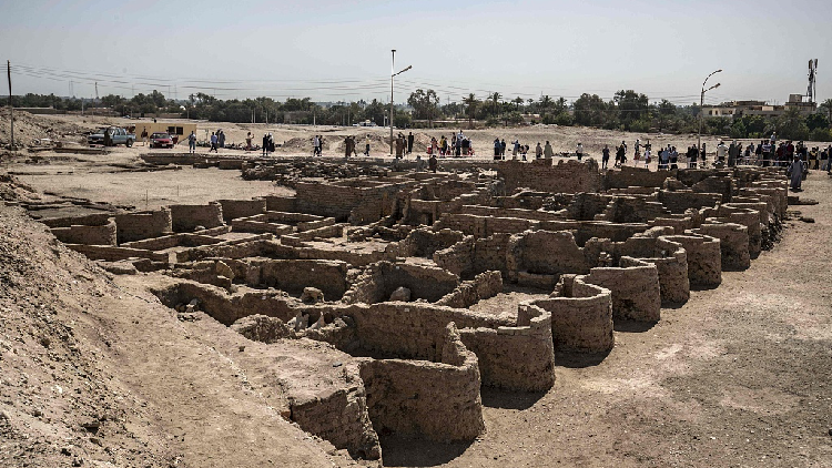 Egypt Unearths 3,000-year-old 'lost Golden City' - CGTN