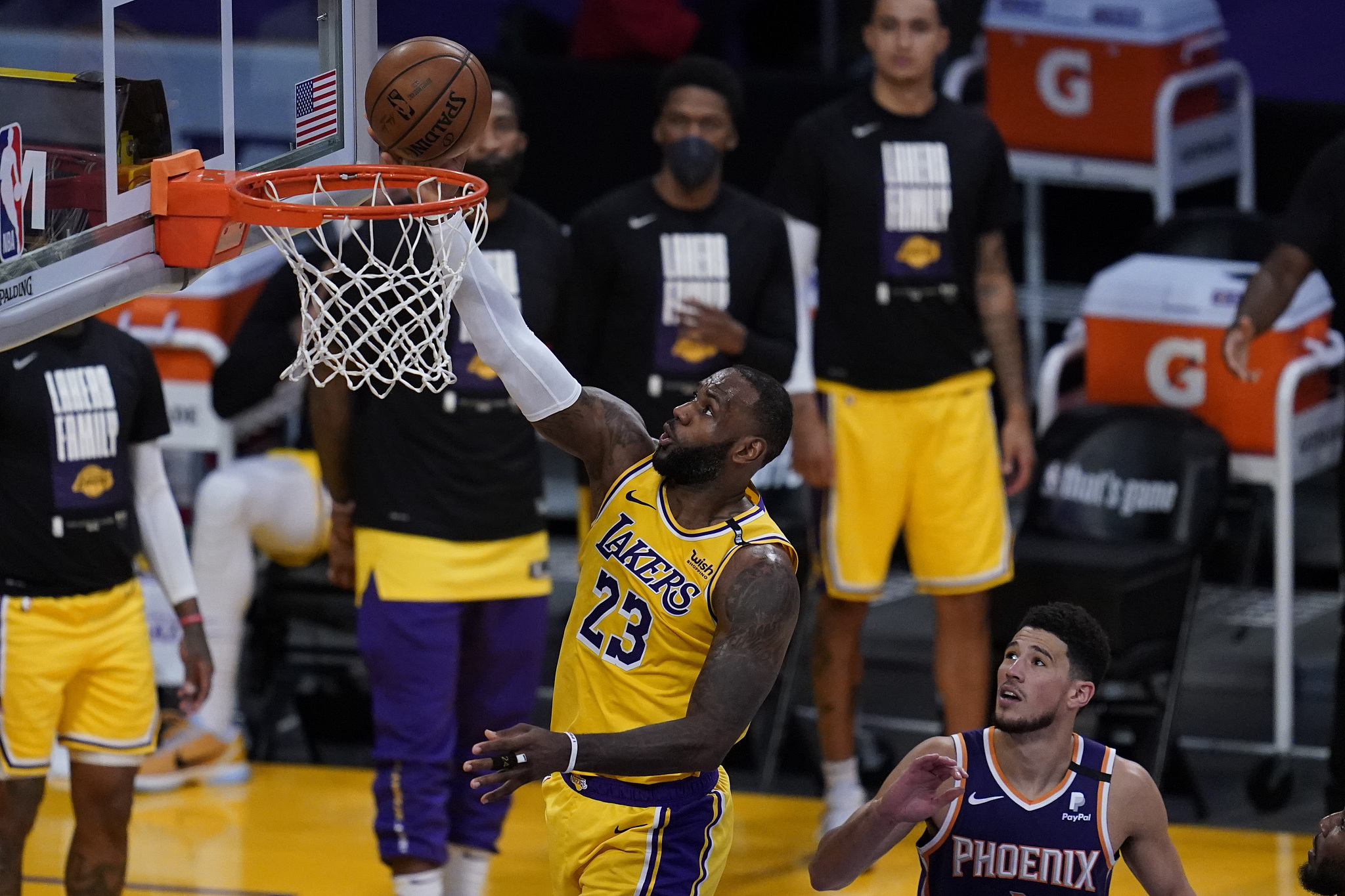 LeBron James' perfect record ends as Suns eliminate Lakers CGTN