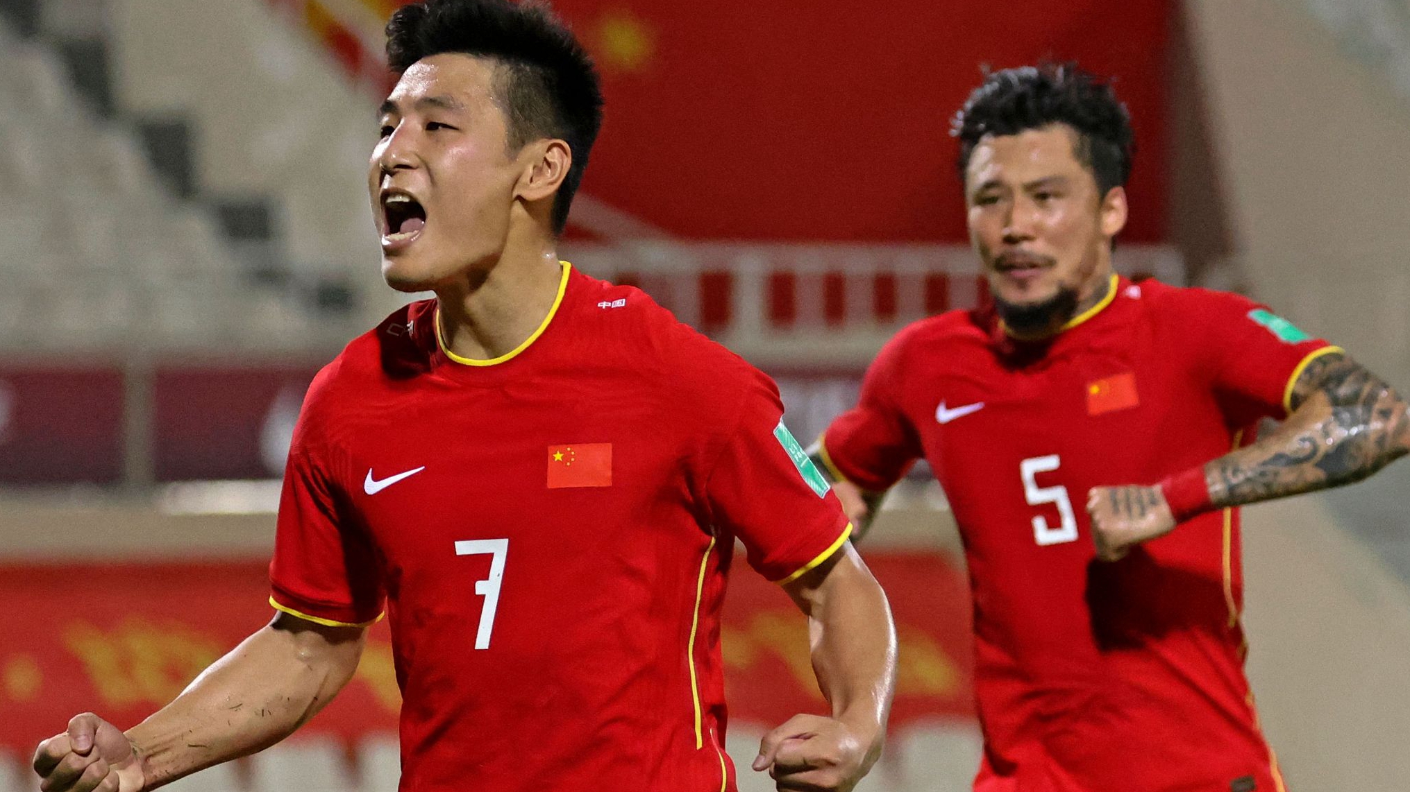 中国足球国家队亚洲杯海报|平面|海报|山东鲁能 - 原创作品 - 站酷 (ZCOOL)