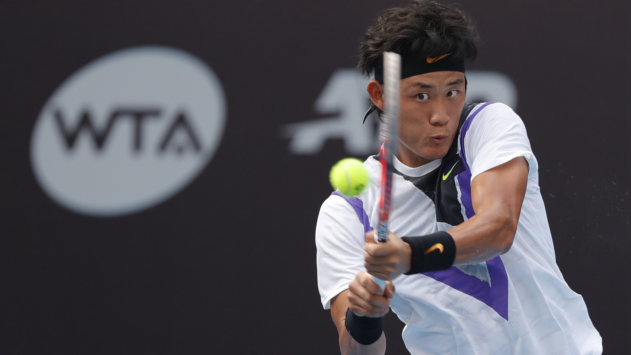 Wimbledon history made as Chinas Zhang Zhizhen reaches main draw