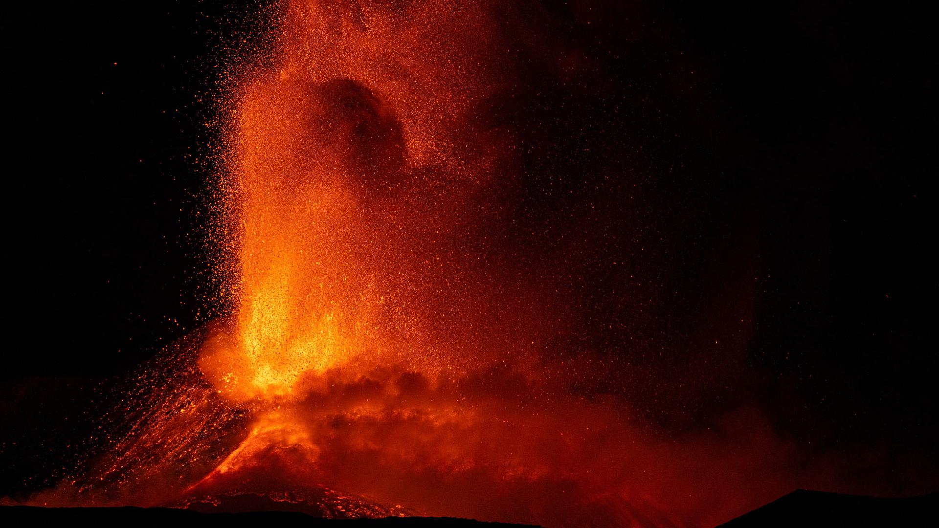 Etna Volcano 2001