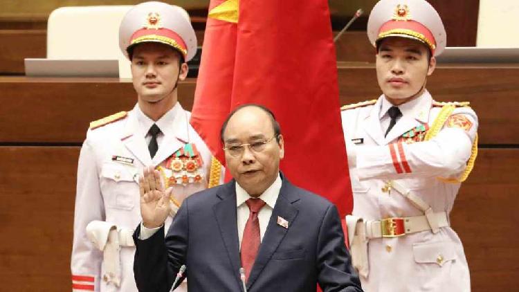 Nguyen Xuan Phuc re-elected as Vietnam's president - CGTN