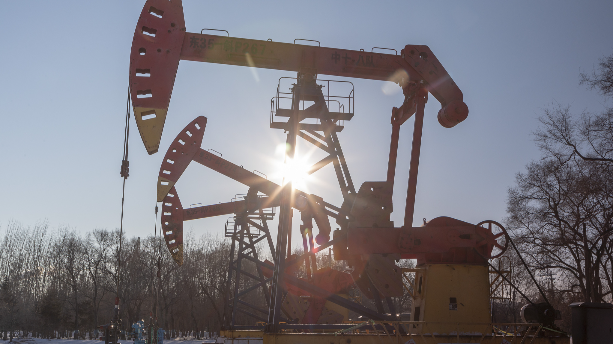 Equipment at Daqing Oilfield in northeast China's Heilongjiang Province, March 6, 2021. /CFP