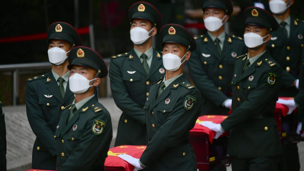 Burial ceremony for Chinese martyrs in the Korean War held in NE China