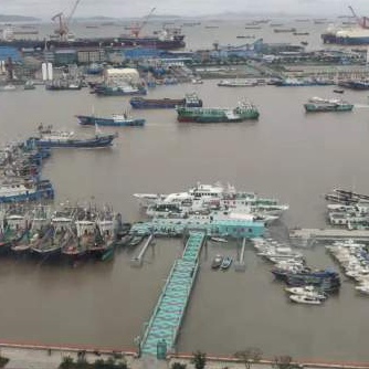 Live: Emergency transfer of ships as Typhoon Chanthu approaches - CGTN