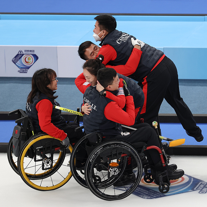 China's wheelchair curling team on path for gold at 2022 Paralympics CGTN