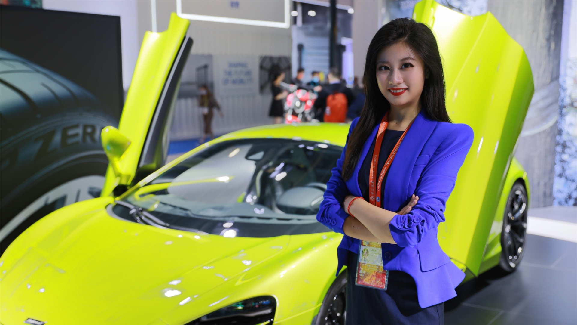 Expo Takeaway: The green and smart tires behind F1 racing