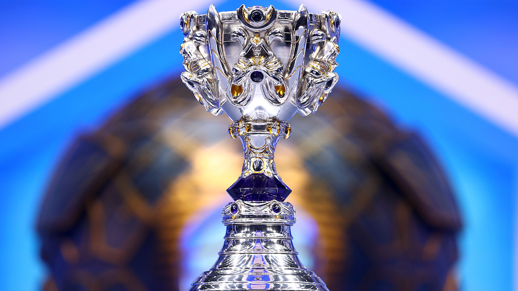 League of Legends: Riot Games Unveils Worlds 2022 Summoner Cup