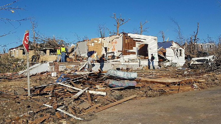 Night of devastating tornadoes likely kills over 100 in Kentucky, U.S ...