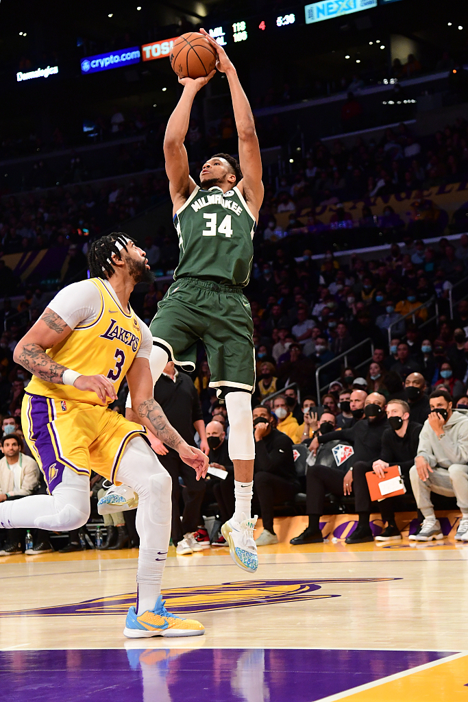 NBA highlights on Feb. 8: Lakers butchered by Bucks at home - CGTN