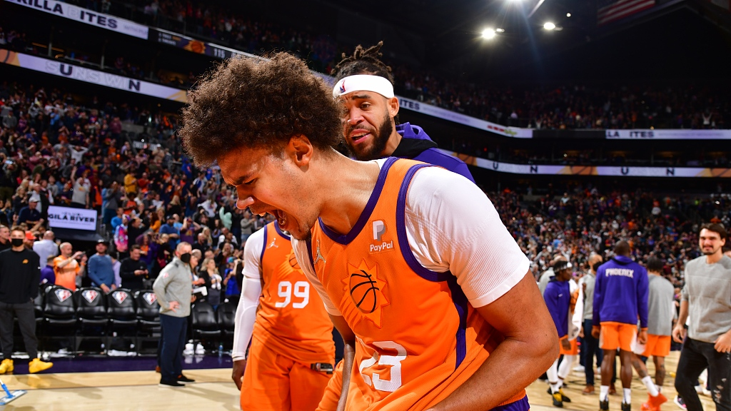 CGTN Sports Talk: Suns are doing surprisingly well without Chris Paul
