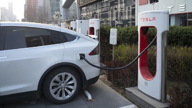 Tesla delivers record vehicle deliveries in Q1 2022 - CGTN
