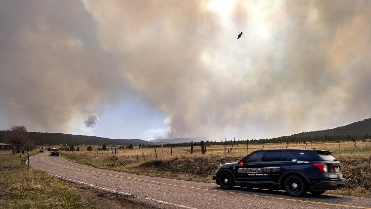New Mexico declares state of emergency due to multiple wildfires - CGTN