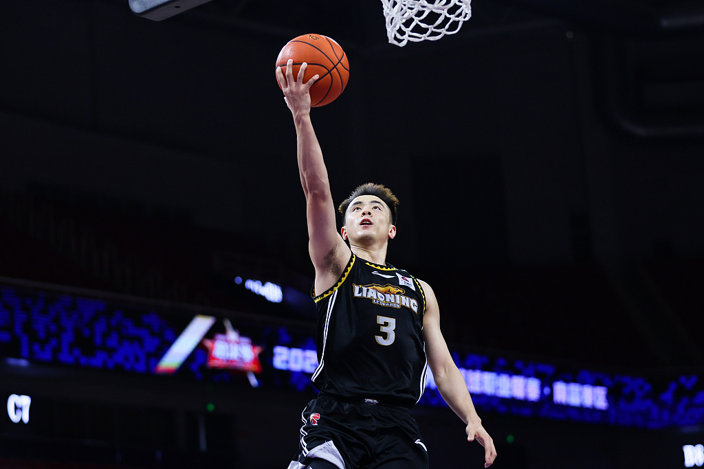 Chinese basketball star to miss new CBA season over contract foul - SHINE  News