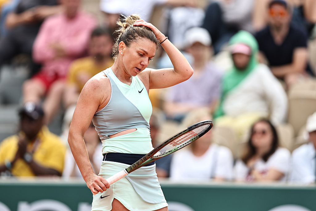 Halep heads into French Open as clear favorite - CGTN