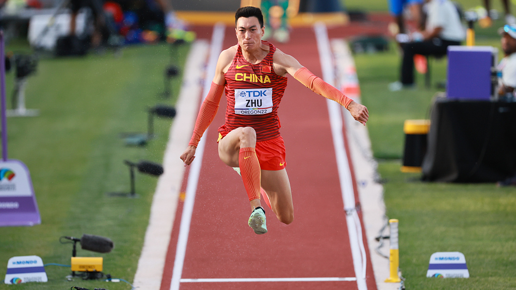 China's Zhu Yaming reaches men's triple jump final at WCH22