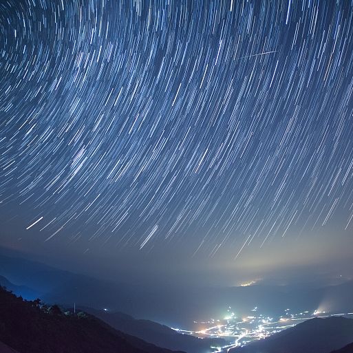 Live: Perseid Meteor Shower Lights Up Summer Sky - CGTN