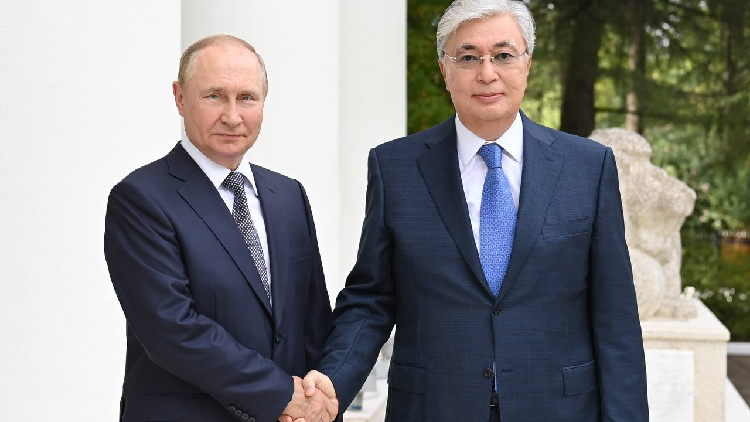 Russian President Putin Meets Kazakh Counterpart Tokayev In Sochi Cgtn