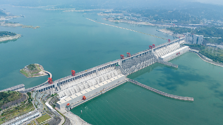 reservoirs-replenish-water-supply-along-drought-hit-yangtze-river