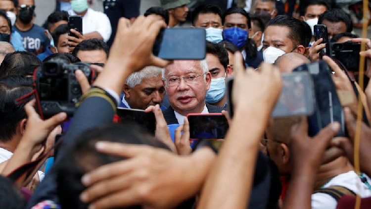 Malaysian Ex-PM Najib Loses Final 1MDB Appeal, Sent To Prison - CGTN