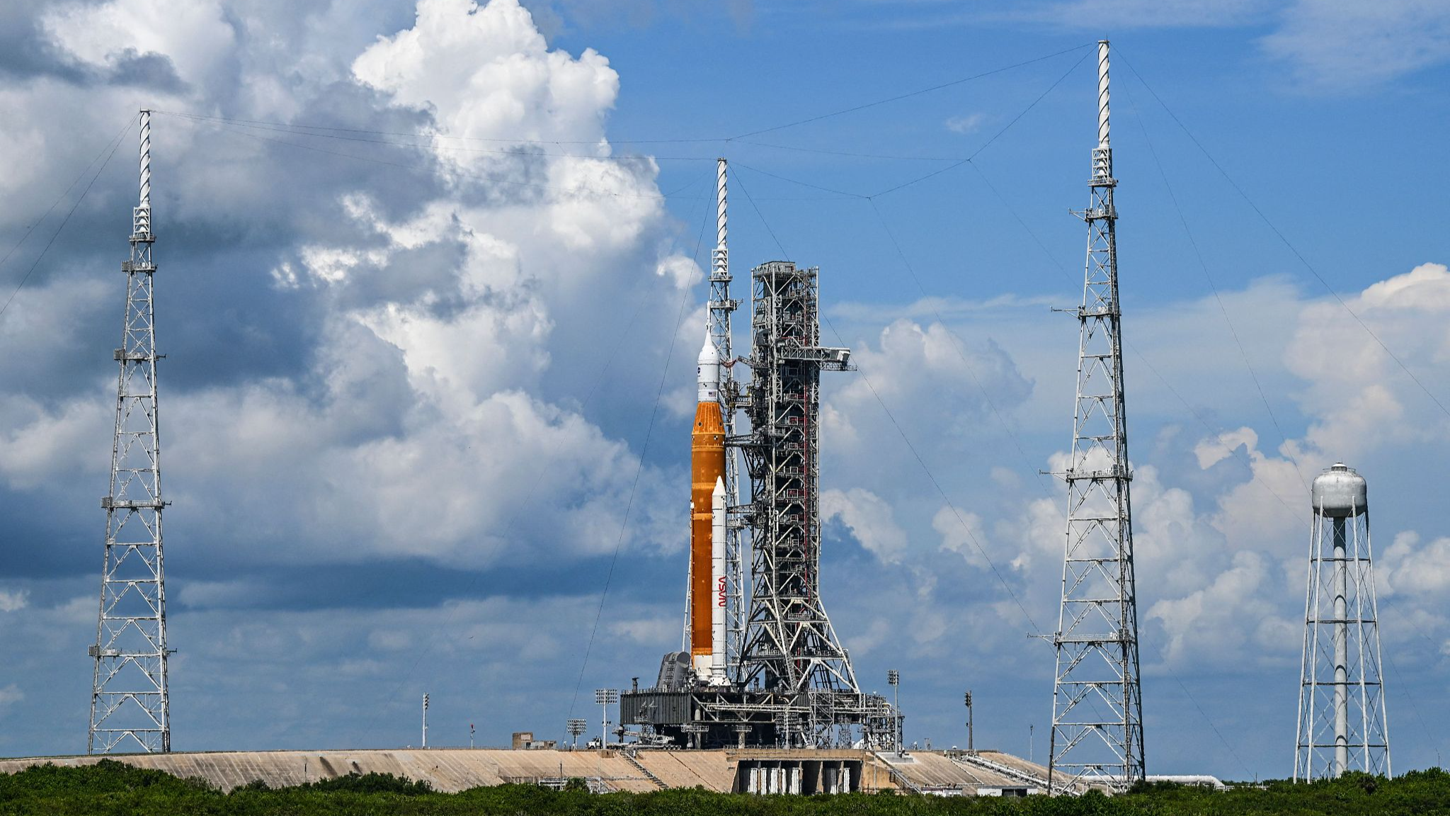 The Artemis I unmanned lunar rocket sits on the launch pad at the Kennedy Space Center, Florida, U.S., September 1, 2022. /CFP