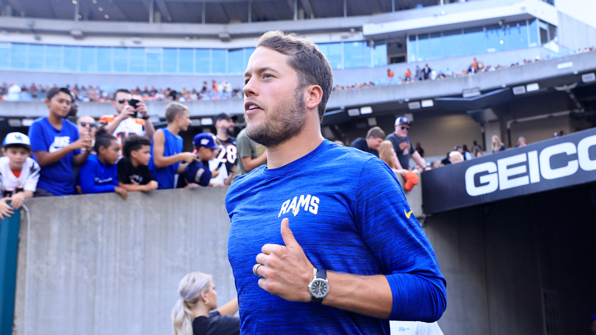 INGLEWOOD, CA - SEPTEMBER 8: Matthew Stafford #9 of the Rams during an NFL  game between the Los Angeles Rams and the Buffalo Bills on September 08,  2022, at SoFi Stadium in