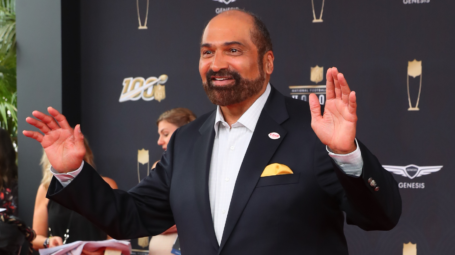 Steelers Officially Retire Franco Harris' #32 Jersey In Halftime Ceremony -  Steelers Depot