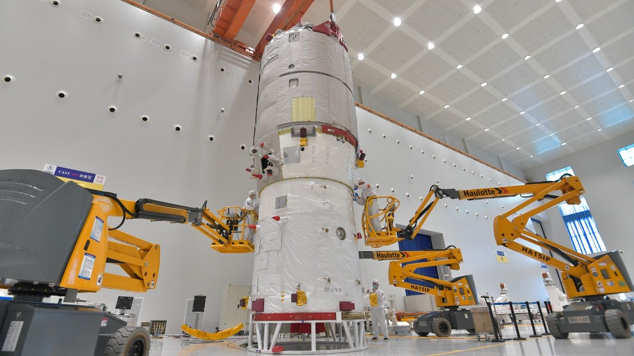 Tianzhou-4 cargo spacecraft in preparation. /China Media Group