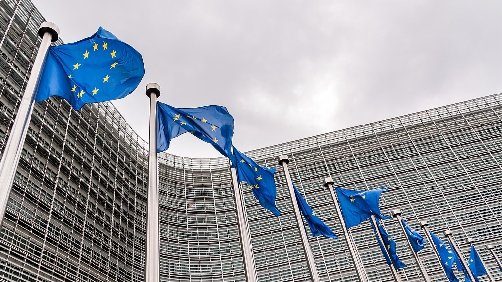 European Union flags fly outside the European Commission headquarters in Brussels, Belgium, June 8, 2020. /CFP