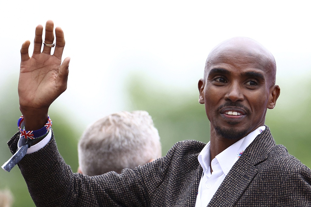 Mo Farah takes part in the Platinum Jubilee Pageant, London, UK, June 5, 2022. /CFP