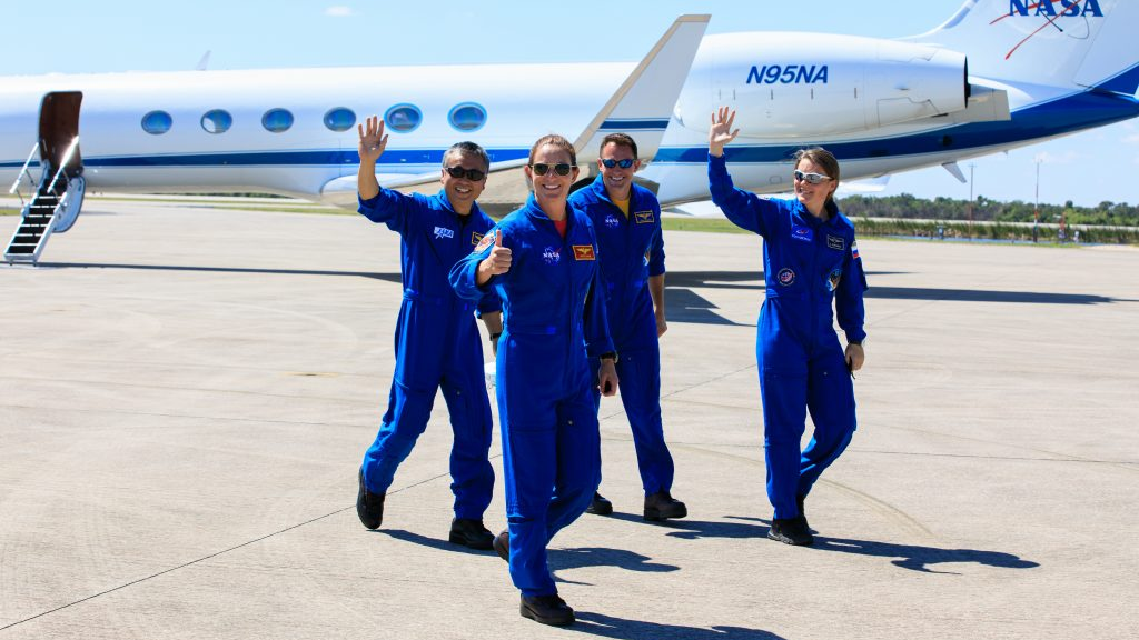 NASA's SpaceX Crew-5 crew members arrive at Kennedy Space Center, October 1, 2022. /NASA