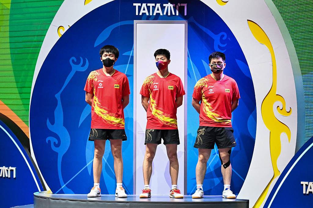 (L-R) Wang Chuqin, Ma Long and Fan Zhendong pose for a photo before the World Team Table Tennis Championships men's round of 16 in Chengdu, southwest China's Sichuan Province, October 6, 2022. /CFP