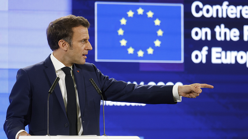French President Emmanuel Macron gestures as he delivers a speech during the Conference on the Future of Europe, in Strasbourg, eastern France, May 9, 2022. /CFP