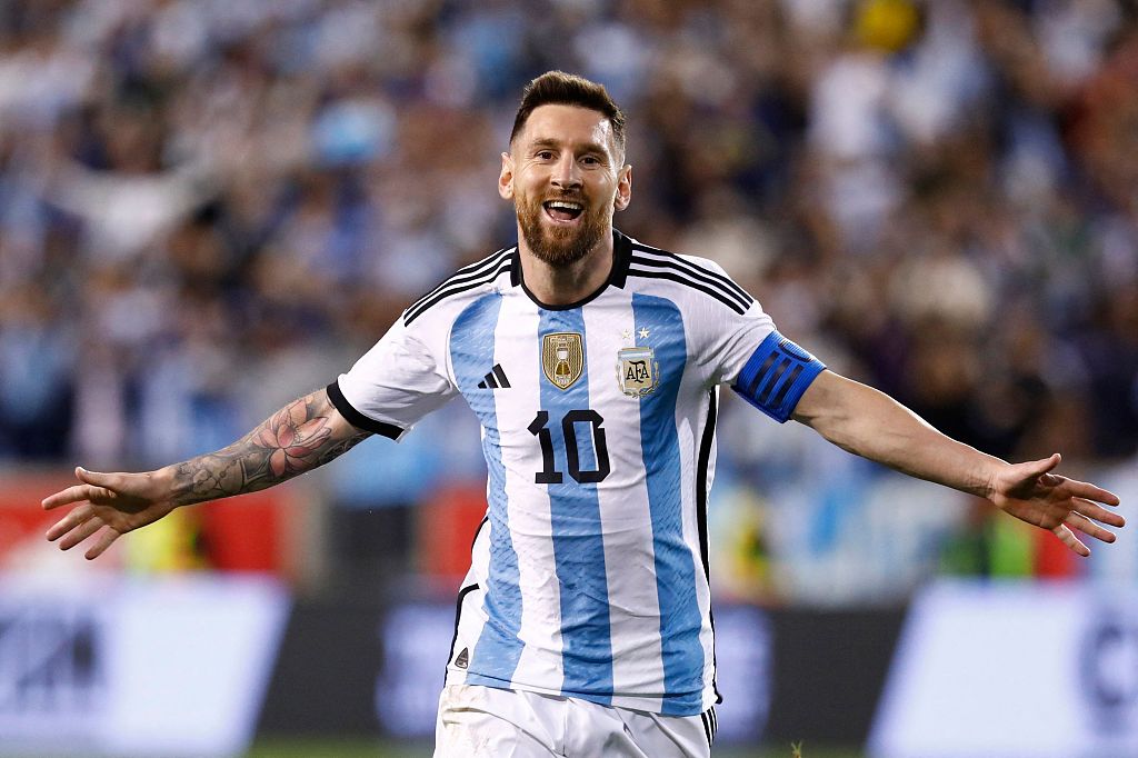 Argentina's Lionel Messi celebrates his goal during the international friendly football game against Jamaica in New Jersey, U.S., September 27, 2022. /CFP