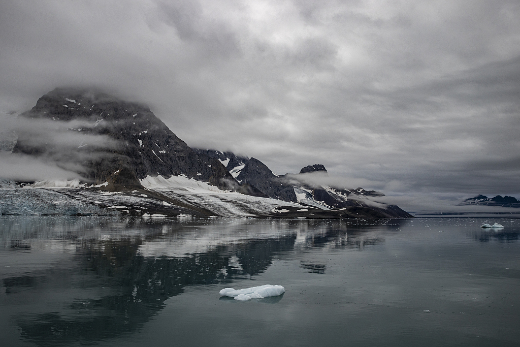 A view of fiords near Svalbard Islands, in the Arctic Ocean in Norway, July 19, 2022. /CFP