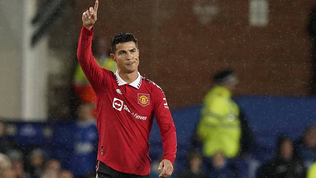 Cristiano Ronaldo of Manchester United celebrates scoring his 700th club goal during the clash with Everton at Goodison Park, Liverpool, England, October 9, 2022. /CFP