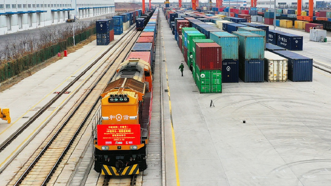 A freight train leaves from China's Qingdao to Mannheim in Germany, February 18, 2022. /CFP