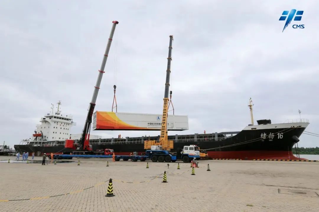 The Long March-7 Y6 carrier rocket arrives at the Wenchang Spacecraft Launch site in southern China's Hainan Province by sea, October 11, 2022. /CMSA